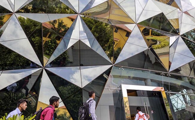 Opinion | The Great Indian IT Crash: Why You, An Engineer, <i>Still</i> Can't Find A Job