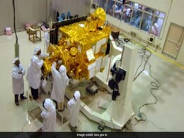 ISRO Testing Lander, Rover For Chandrayaan-2; Plans Launch In March 2018 ISRO Testing Lander, Rover For Chandrayaan-2; Plans Launch In March 2018