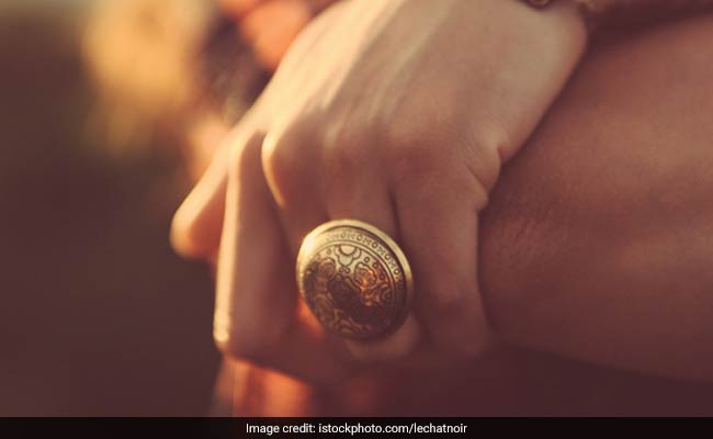 Try Mix-Match Of Jewellery For A New Look