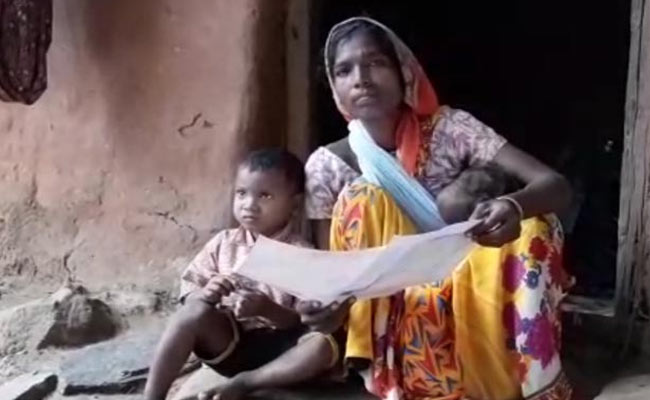 झारखंड : गांव वालों की अनोखी पहल, आधार नहीं तो हमारा आधार नाम से शुरू किया अभियान