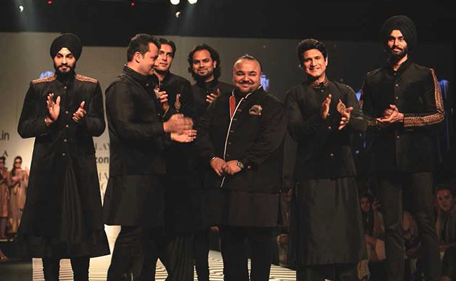 Amazon India Fashion Week Day 1: JJ Valaya's 25th Year