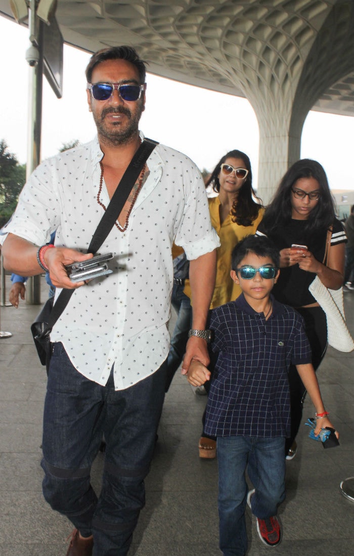 Kajol, Ajay Devgn And Kids Off For A Family Vacation. See Pics