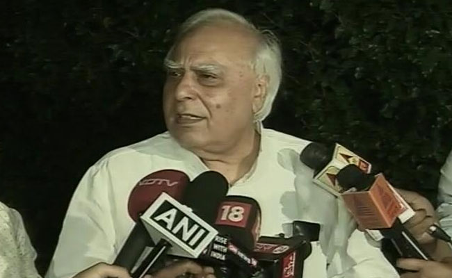 प्रधानमंत्री नरेंद्र मोदी को देश के भविष्य की परवाह नही, सिर्फ चुनावी राजनीति की फिक्र : कपिल सिब्बल