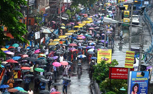 Jams In Kolkata After Night-Long Rain, Flights And Trains Affected