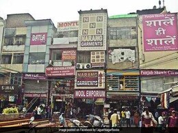 392 Shops In Lajpat Nagar To Be De-Sealed As "Diwali Gift": Delhi Mayor 392 Shops In Lajpat Nagar To Be De-Sealed As "Diwali Gift": Delhi Mayor