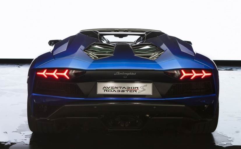 lamborghini aventador s roadster rear