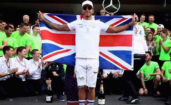 हैमिल्टन ने चौथी बार जीती वर्ल्ड चैंपियनशिप, मैक्सिको में वर्स्टाप्पेन का जलवा