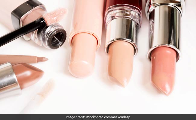 5 Lipstick Staples Every Woman Needs In Her Vanity Kit