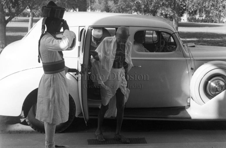 Gandhi Jayanti 2017: Cars Used By Mahatma Gandhi In India