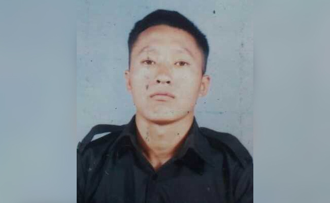 जम्मू-कश्मीर के पुंछ में पाकिस्तान की फायरिंग में सेना का जवान शहीद