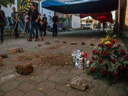 Mexican Federal Agent Shot Dead With Mother; Mayor Killed Mexican Federal Agent Shot Dead With Mother; Mayor Killed