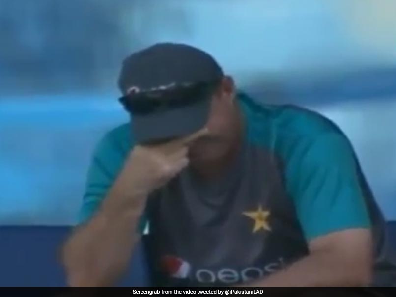 Watch: Mickey Arthur, Sarfraz Ahmed Fume As Wahab Riaz Misses Run-Up 5 Times In A Row