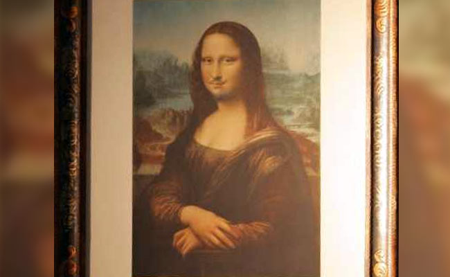 Moustachioed Mona Lisa Sells For $750,000