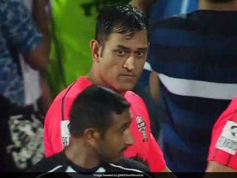 'Arsenal Should Sign MS Dhoni': Twitter Goes Gaga After Celebrity Clasico
