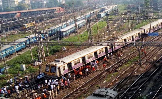 Local Train Derails In Mumbai's Chhatrapati Shivaji Maharaj Terminus Station; None Hurt