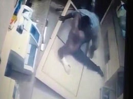 Nigerian Gang-War With Swords In Delhi Hospital, Staff Hid In Toilets Nigerian Gang-War With Swords In Delhi Hospital, Staff Hid In Toilets