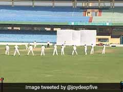 Ranji Trophy: Photo Of Ashok Dinda, Mohammed Shami Bowling With 9 Slips Has Twitter Laughing. Here's Why