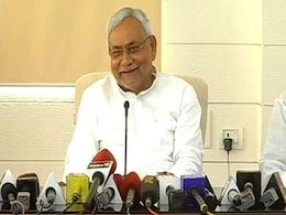 पेंशनधारियों को नीतीश का दिवाली गिफ्ट: महंगाई भत्ते में इजाफा और उम्र के साथ बढ़ेगी पेंशन पेंशनधारियों को नीतीश का दिवाली गिफ्ट: महंगाई भत्ते में इजाफा और उम्र के साथ बढ़ेगी पेंशन