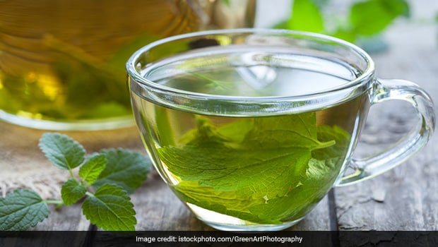 Summer Healthy Drink: गर्मियों में हर रोज पिएं इस एक चीज की पत्तियों का पानी, पेट की हर समस्या को रखेगा दूर