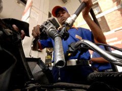'तेल में आग' : आज फिर बढ़े पेट्रोल-डीजल के दाम 
