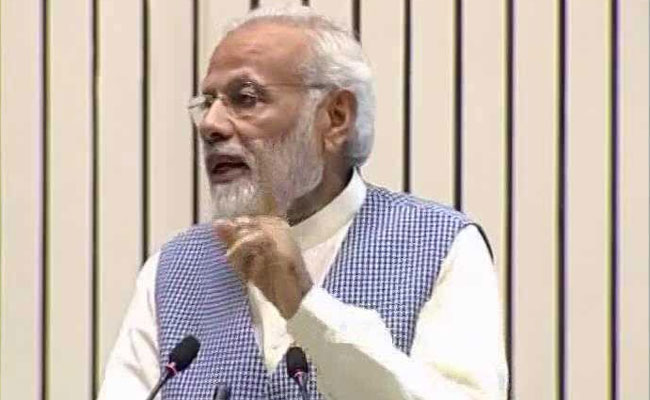 IIT गांधीनगर में पीएम मोदी ने समझाया विकास का 'JAM' मॉडल, पढ़े भाषण की 10 बातें