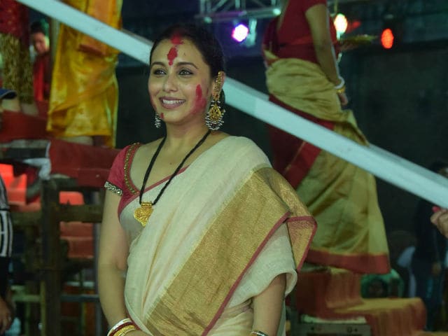 Durga Puja 2017: Rani Mukerji Celebrates  Sindur Khela On Vijayadashami