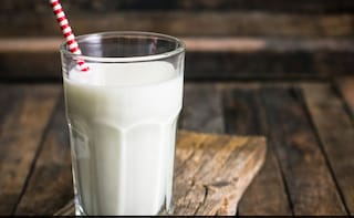 Benefits Of Cold Milk: Curing Acidity To Toning Skin And More!