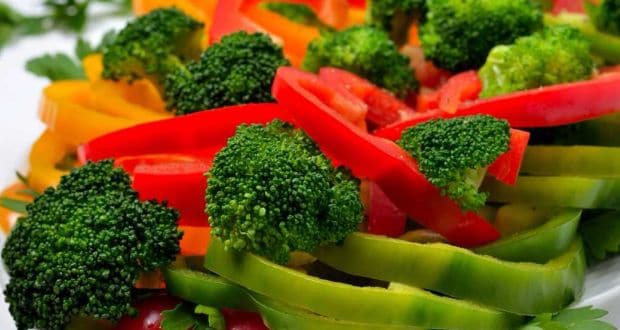 Roasted Bell Pepper and Broccoli Salad