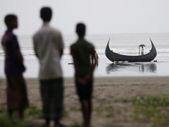 Four Rohingya Drown As Refugee Boat Capsizes Off Bangladesh