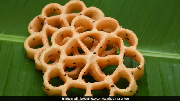 Bengaluru Loves These Beautiful Rose Cookies and You Will Too!