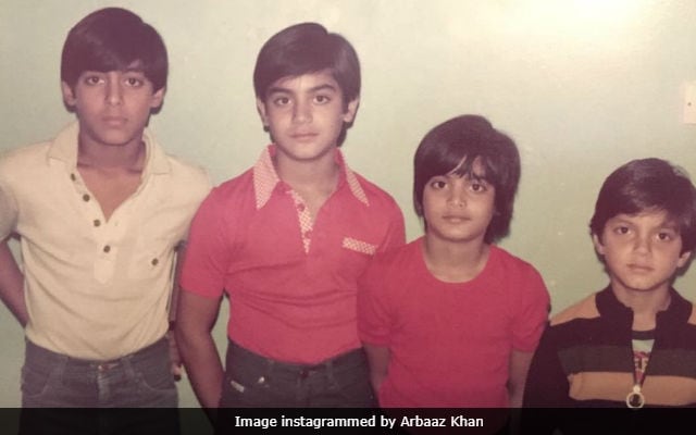 Can you Identify Salman Khan And His Siblings In This Pic?