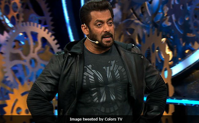 <i>Bigg Boss 11</i>, October 29: Salman Khan's Task And Hina's Roadblock For Akash