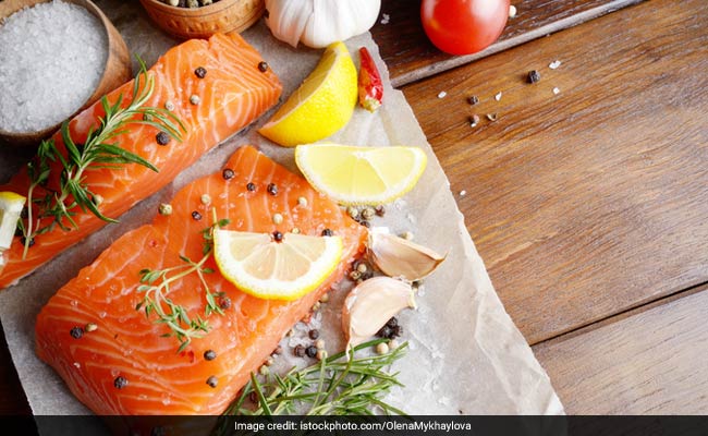 salmon comprises omega 3 fatty acids