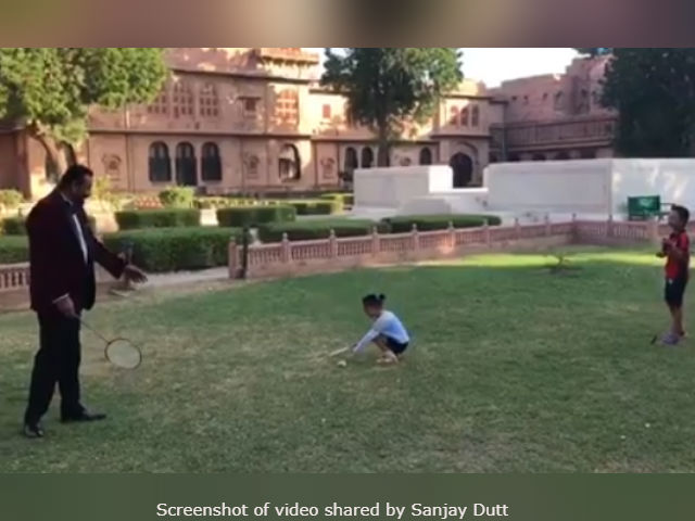 Sanjay Dutt's <I>Saheb, Biwi Aur Gangster 3</i> Shoot Is So Much Fun With Shahraan And Iqra