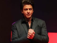 Shah Rukh Khan Isn't Competing With Salman Or Akshay, He Said At <i>TED Talks</i> Launch