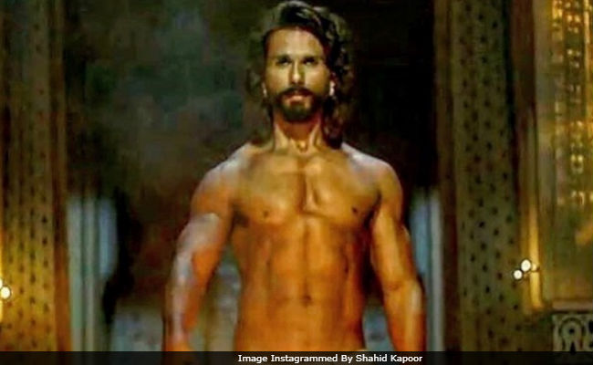 Shahid Kapoor Was Only Promoting <i>Padmavati</i>. Trolls Made It About Ranveer Singh