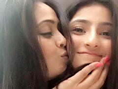 On Shweta Tiwari's 37th Birthday, A Special Wish From Her Daughter