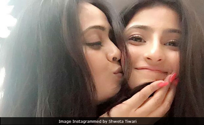 On Shweta Tiwari's 37th Birthday, A Special Wish From Her Daughter