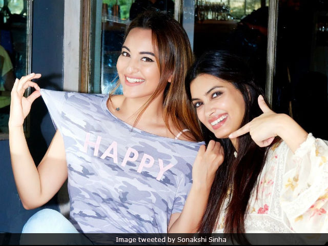 Sonakshi Sinha Joins <i>Happy Bhaag Jaegi</i>'s Team For Sequel. Posts A 'Happy' Picture