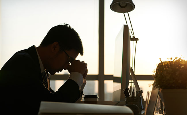 Mumbai Working Professionals Worst Affected By Stress: Try These Foods To Combat Stress