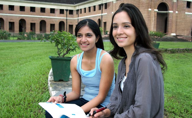 Girls Outnumber Boys In College Enrolment In Rajasthan