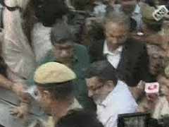 Aarushi Case: Nupur And Rajesh Talwar Walk Out After 4 Years In Jail