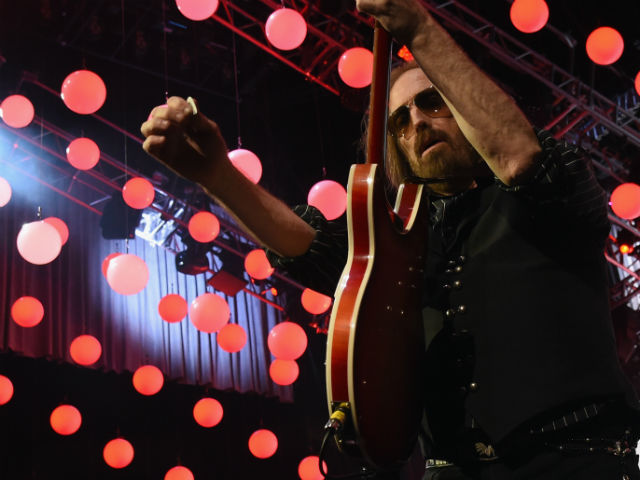 Tom Petty, The Rocker Who Battled His Label To Stop Album Price Rising By $1