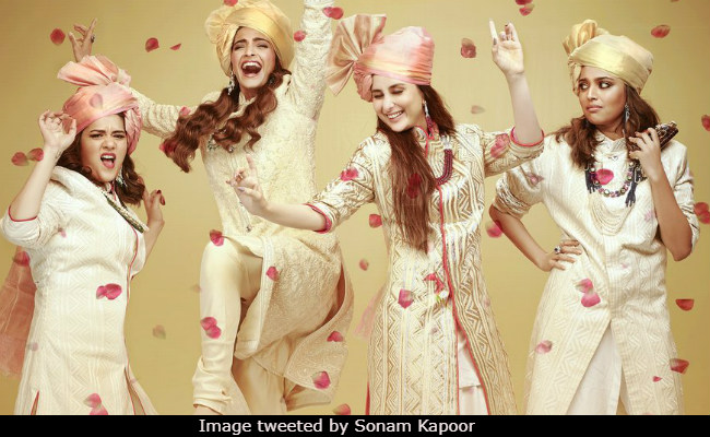 <I>Veere Di Wedding</i> First Look: Let's <I>Bhangra</i> With Sonam Kapoor, Kareena Kapoor