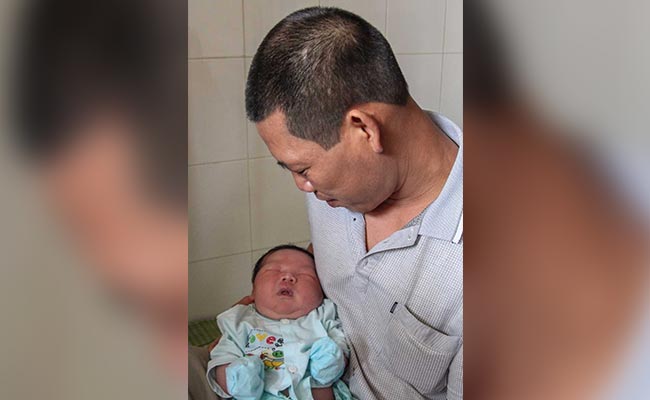 Big Bundle Of Joy: Baby Weighing 7 Kilos Born In Vietnam