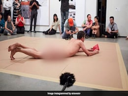 Naked Artist's Performance Sparks Controversy In Brazil Naked Artist's Performance Sparks Controversy In Brazil