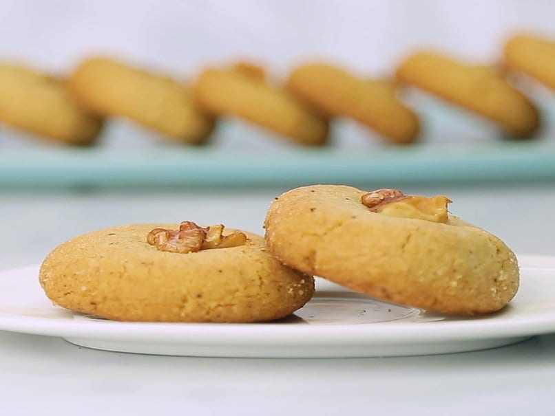 Aata Walnut Cookies