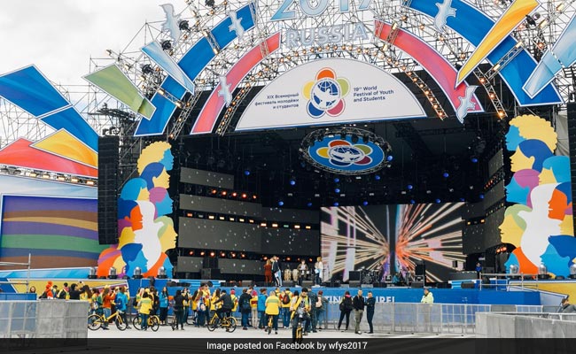 JNU Members Attend 19th World Youth Festival in Russia's Sochi