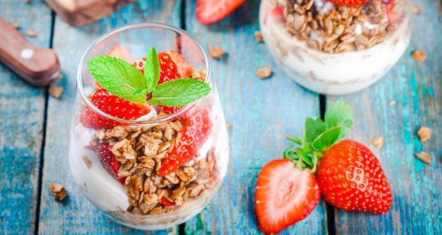Probiotics Vs Prebiotics: Here's Why You Need Both To Maintain A Healthy Gut