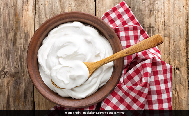 6 Impressive Health Benefits of Eating Curd (Yogurt) Daily